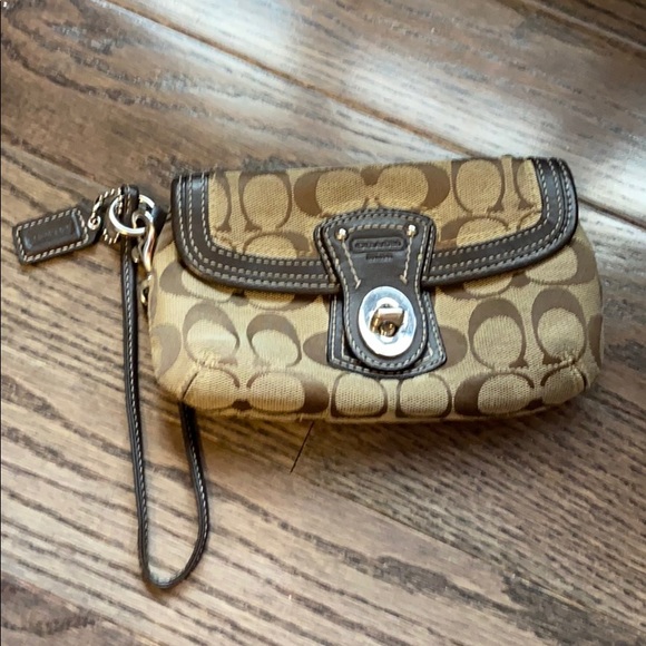Coach wristlet - Picture 1 of 9